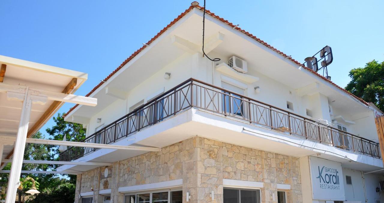 Coralli Beach Studios-Apartments Kallithea  Exterior foto